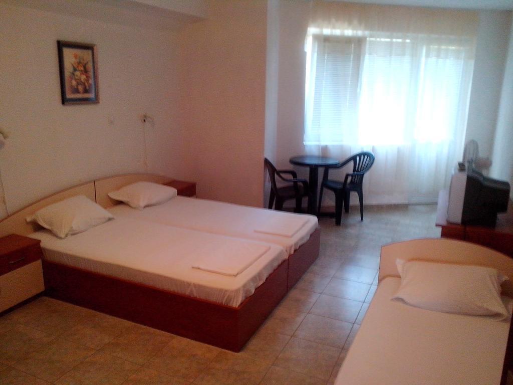 Guest House Krasi Tjernomorets Rum bild