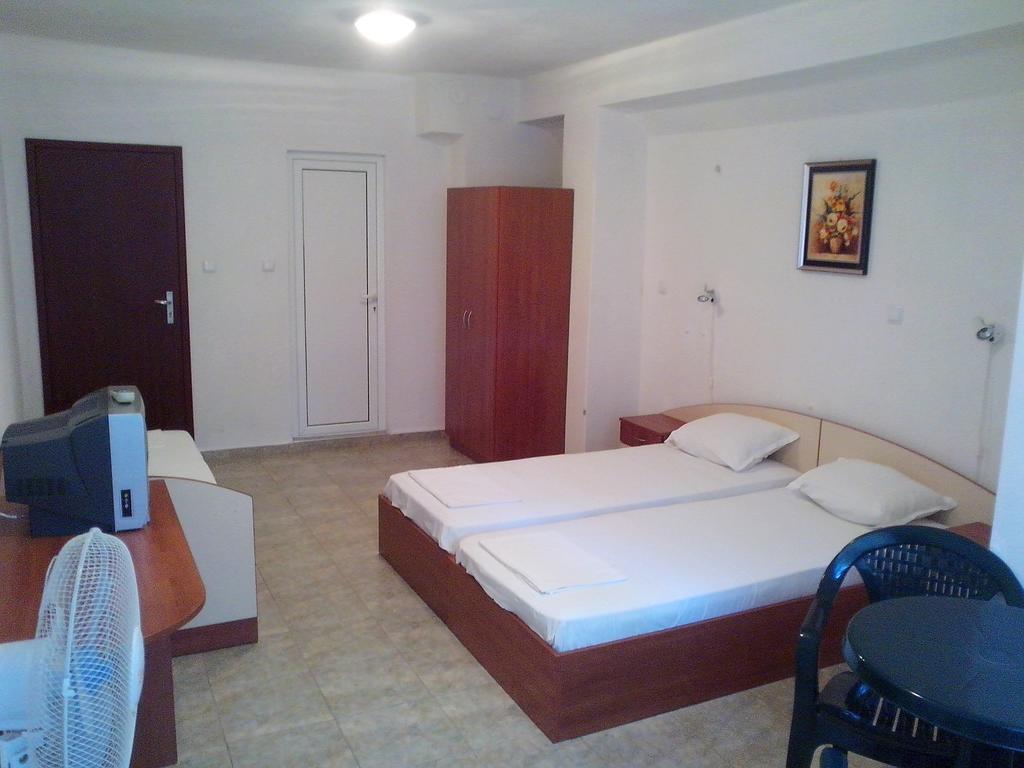 Guest House Krasi Tjernomorets Rum bild